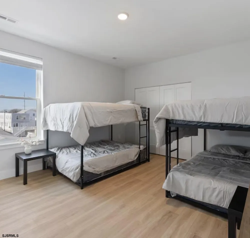 4.5 D Ave West Wildwood, NJ 08260