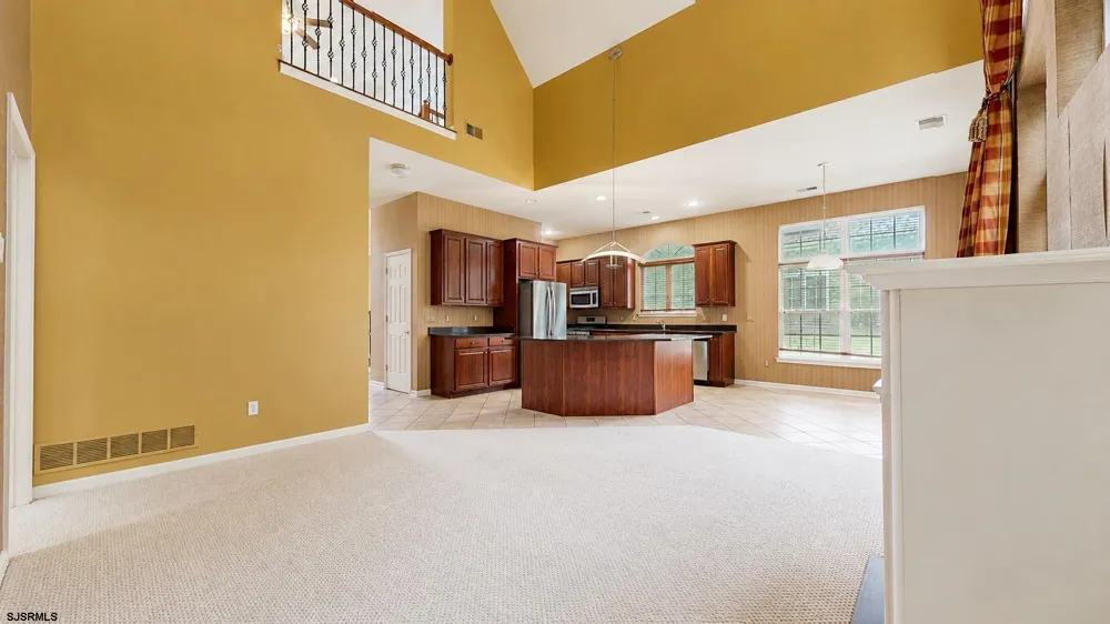 8 Lewis Dr Mays Landing, NJ 08330