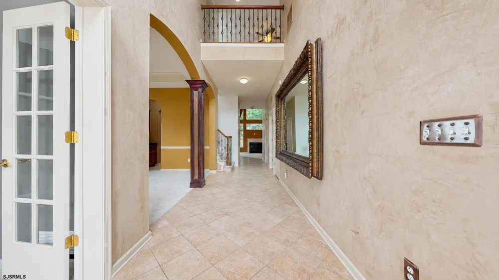 8 Lewis Dr Mays Landing, NJ 08330