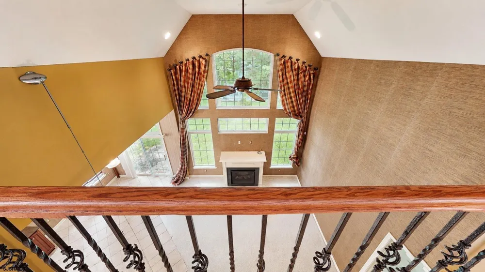 8 Lewis Dr Mays Landing, NJ 08330
