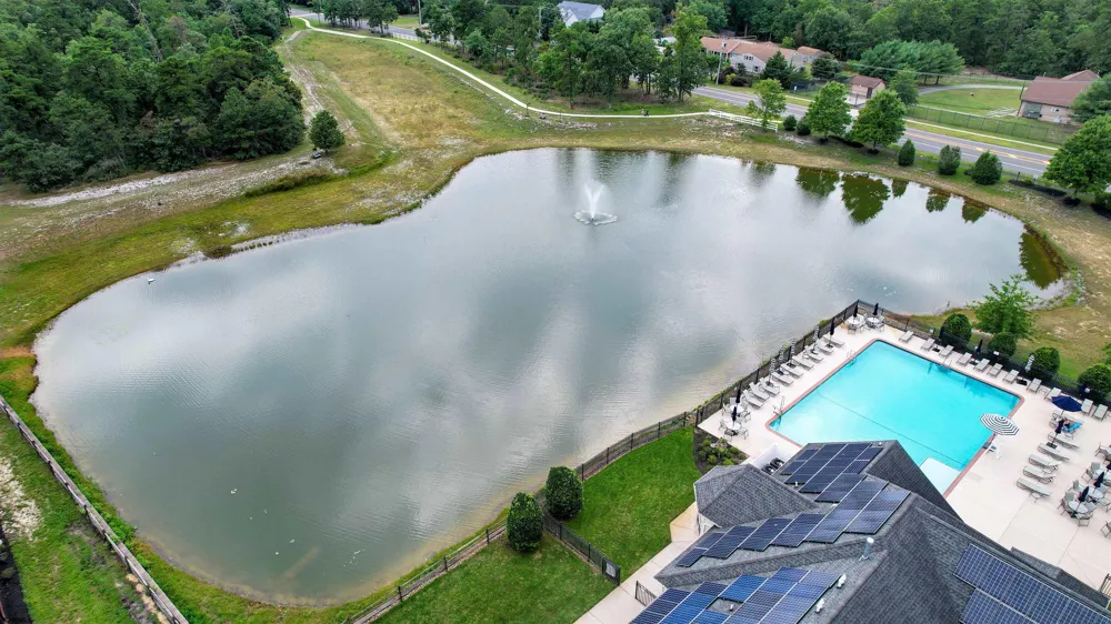 8 Lewis Dr Mays Landing, NJ 08330