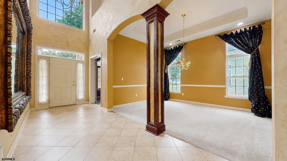 8 Lewis Dr Mays Landing, NJ 08330
