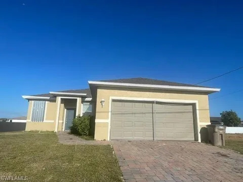 211 NW 28th Street