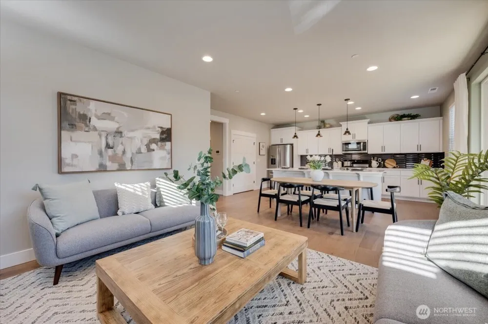 20812 99th Place S Kent, WA 98031