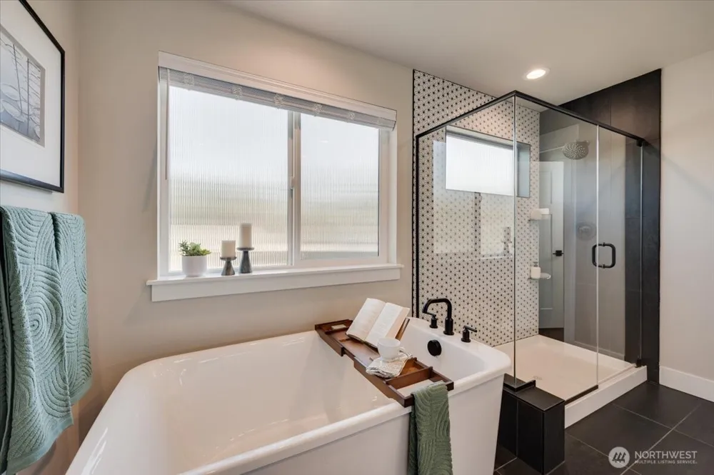 20812 99th Place S Kent, WA 98031