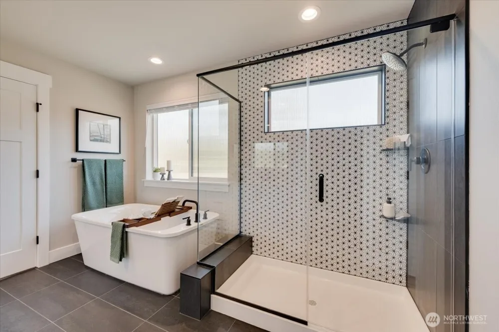 20812 99th Place S Kent, WA 98031