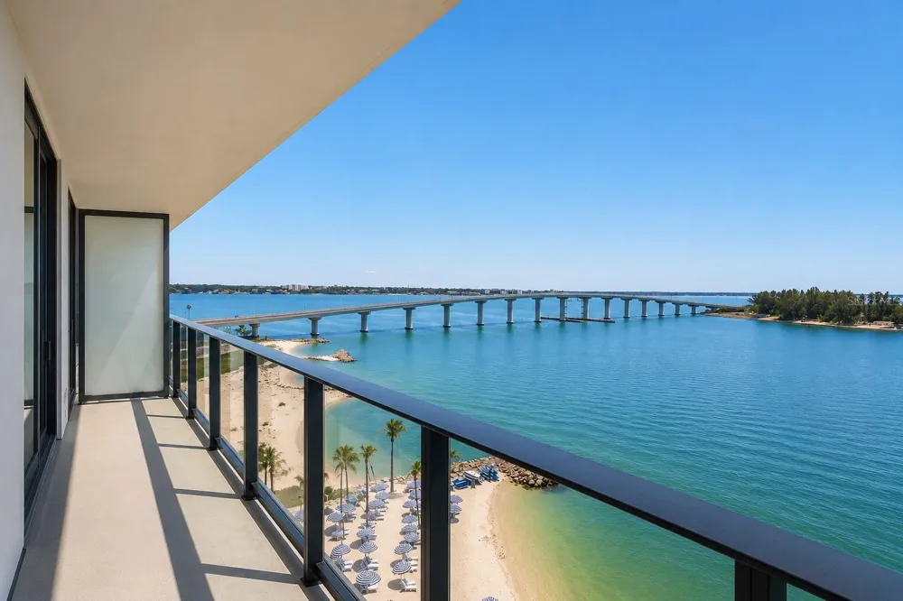 691 S GULFVIEW BOULEVARD #711 Clearwater, FL 33767