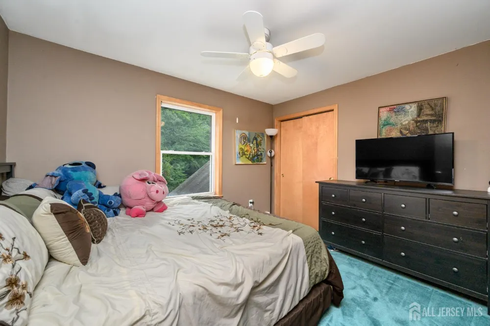 34 Highland Avenue Green, NJ 07821