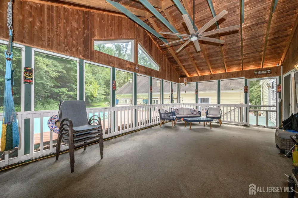 34 Highland Avenue Green, NJ 07821