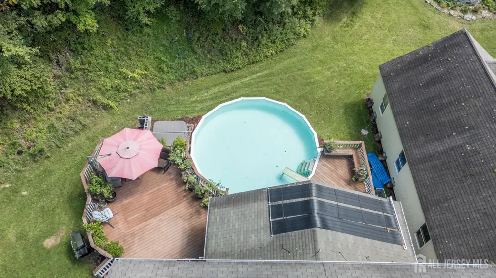 34 Highland Avenue Green, NJ 07821