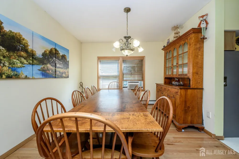 34 Highland Avenue Green, NJ 07821