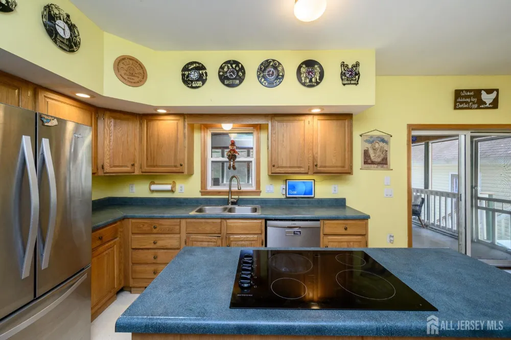 34 Highland Avenue Green, NJ 07821