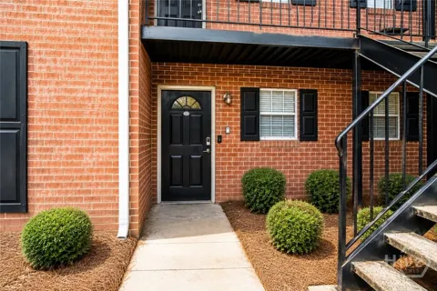 1055 Baxter Street #406