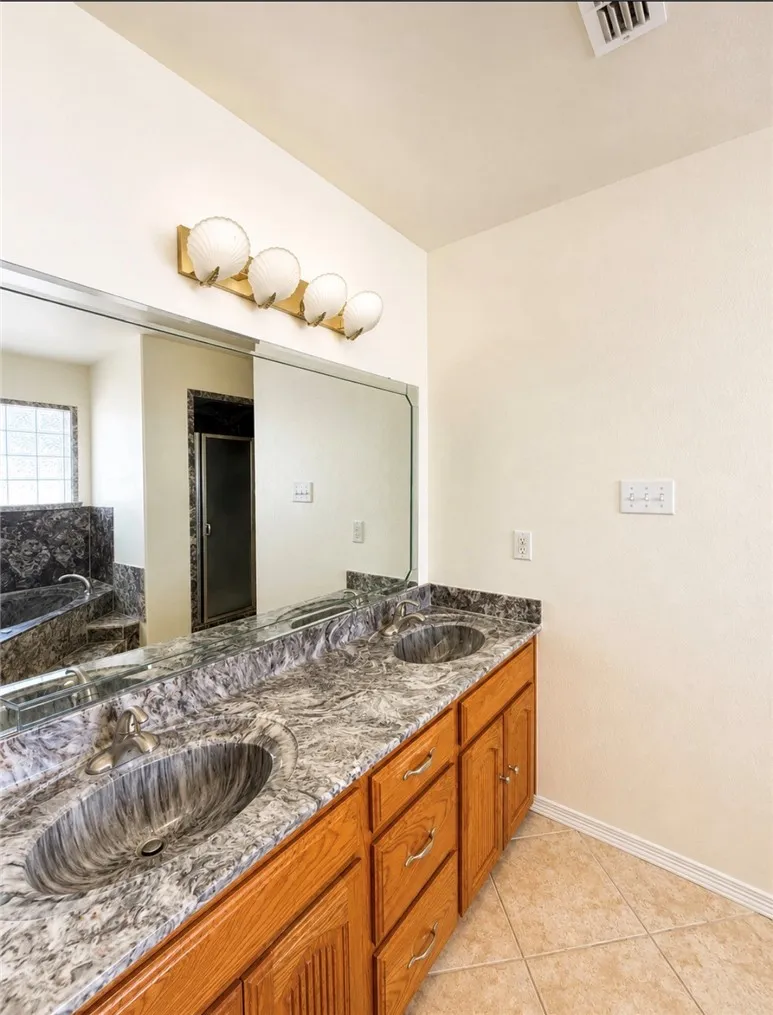 1245 Carlos Trail Alice, TX 78332