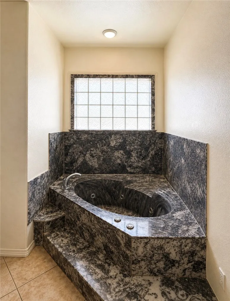 1245 Carlos Trail Alice, TX 78332