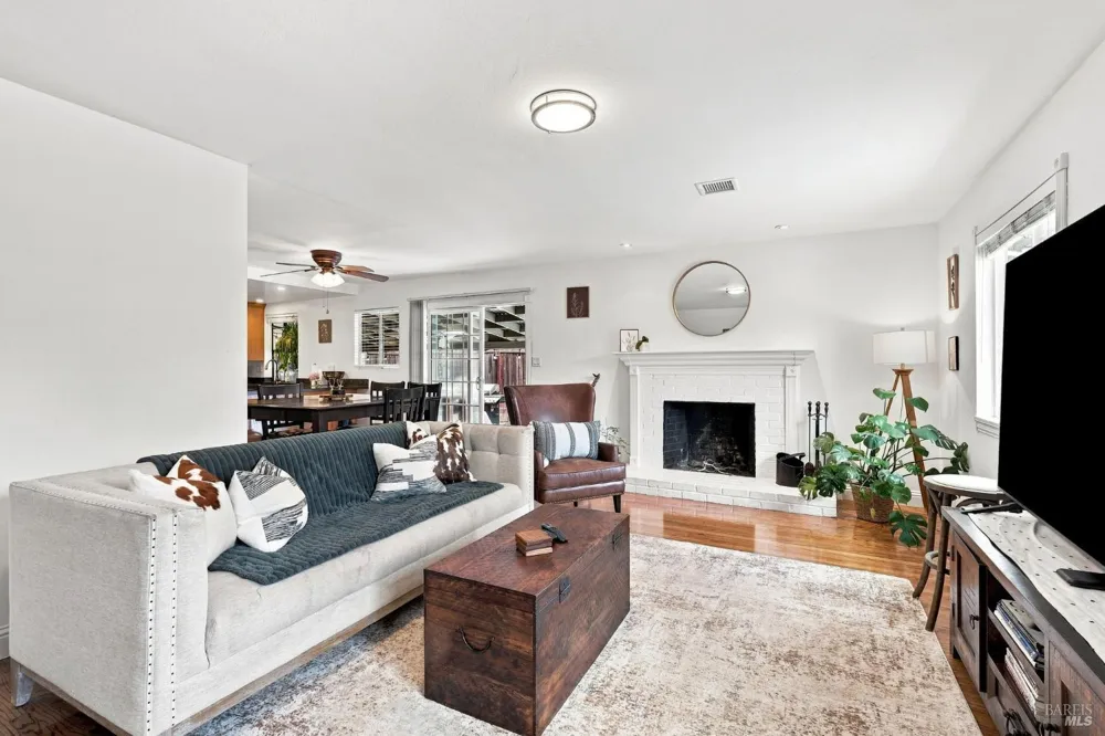 150 Dodge Court Napa, CA 94558
