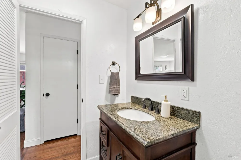 150 Dodge Court Napa, CA 94558