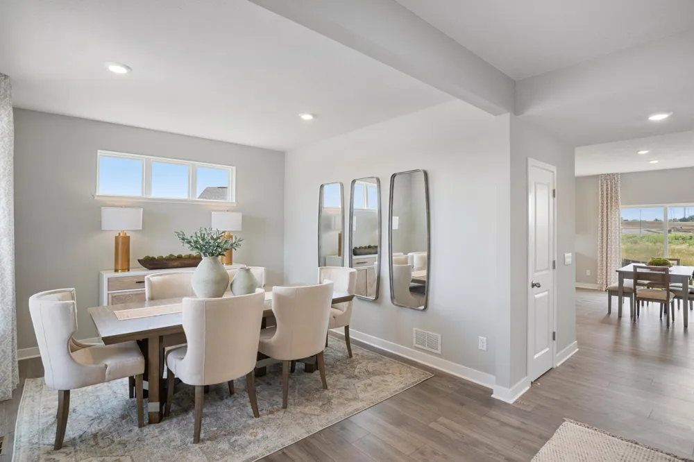 2089 Kestrel Drive Shakopee, MN 55379