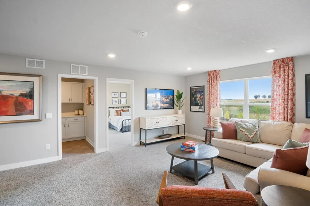2089 Kestrel Drive Shakopee, MN 55379