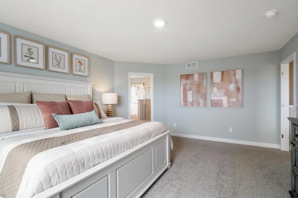 2089 Kestrel Drive Shakopee, MN 55379