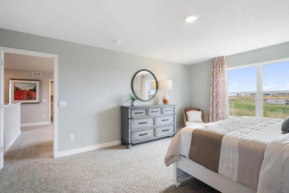2089 Kestrel Drive Shakopee, MN 55379
