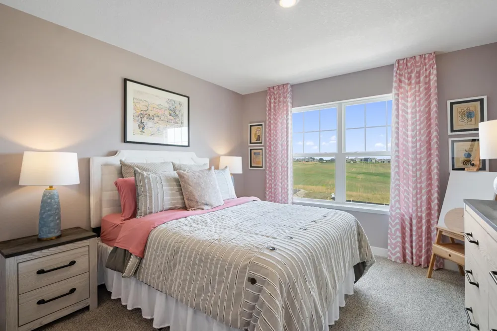 2089 Kestrel Drive Shakopee, MN 55379