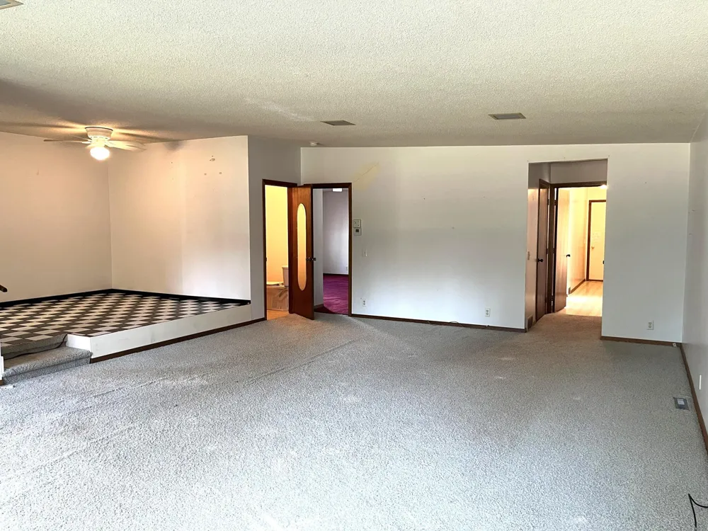 110 S 4th Avenue W Truman, MN 56088