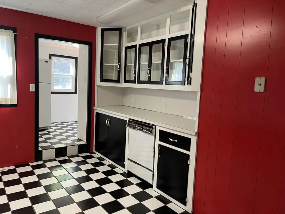 110 S 4th Avenue W Truman, MN 56088