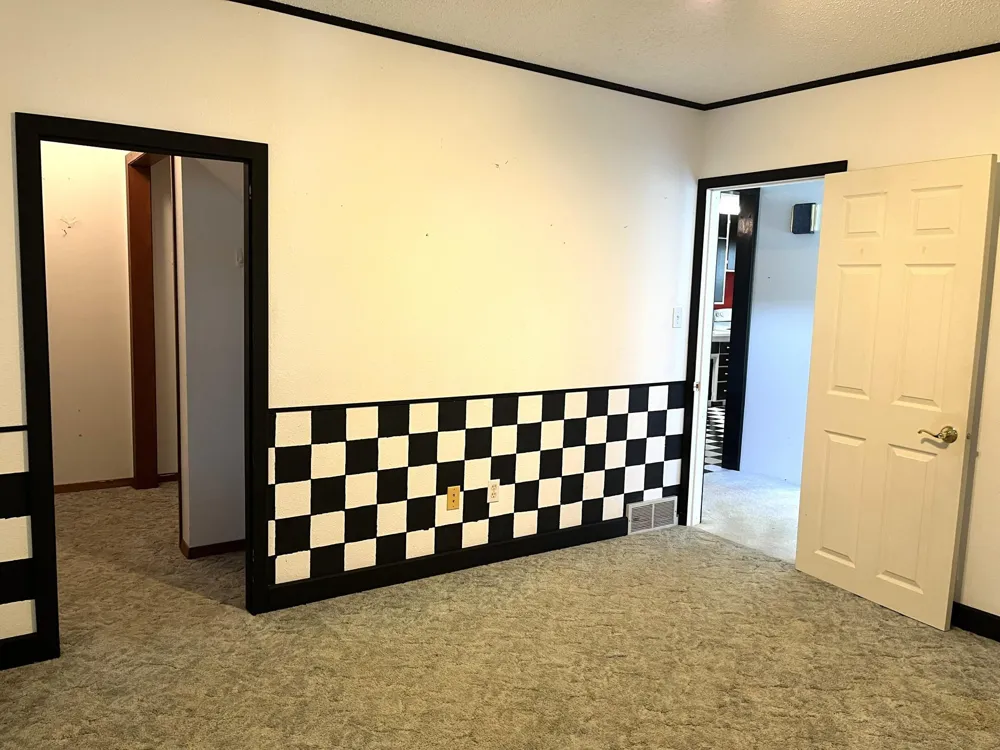 110 S 4th Avenue W Truman, MN 56088