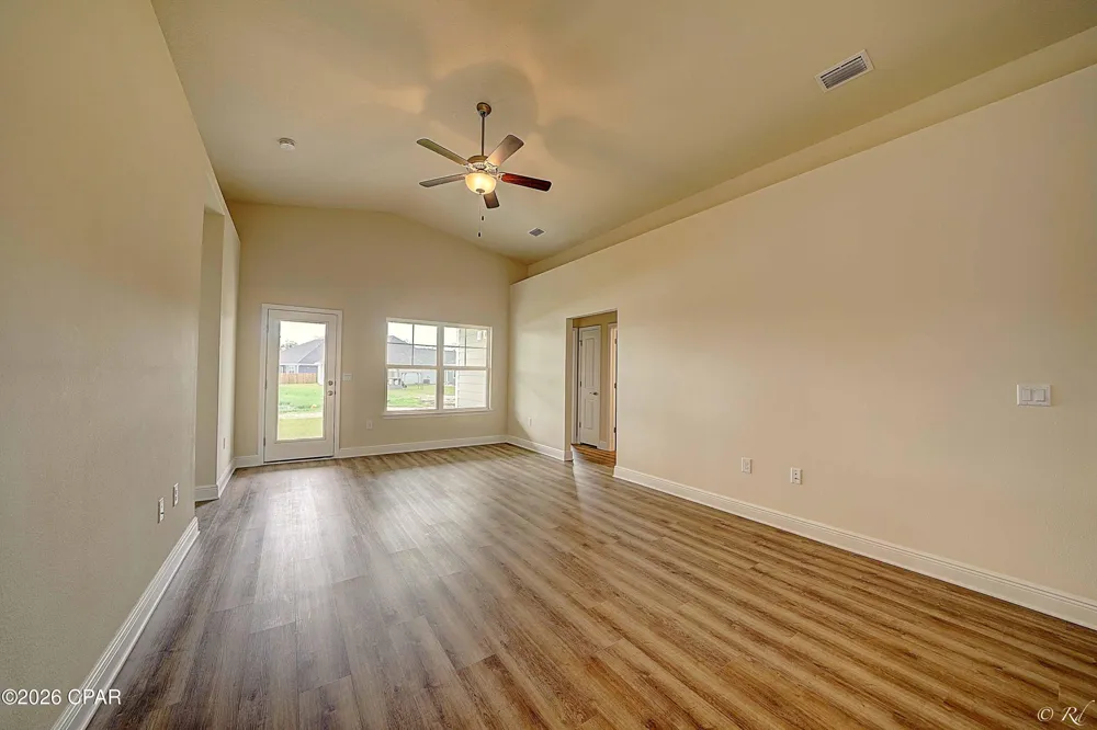 109 Saw Grass Way Panama City, FL 32404