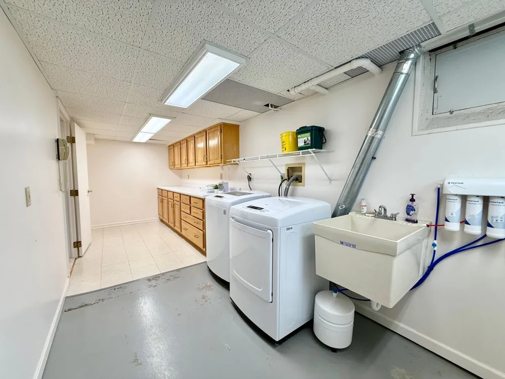 1796 Beechwood Avenue Saint Paul, MN 55116