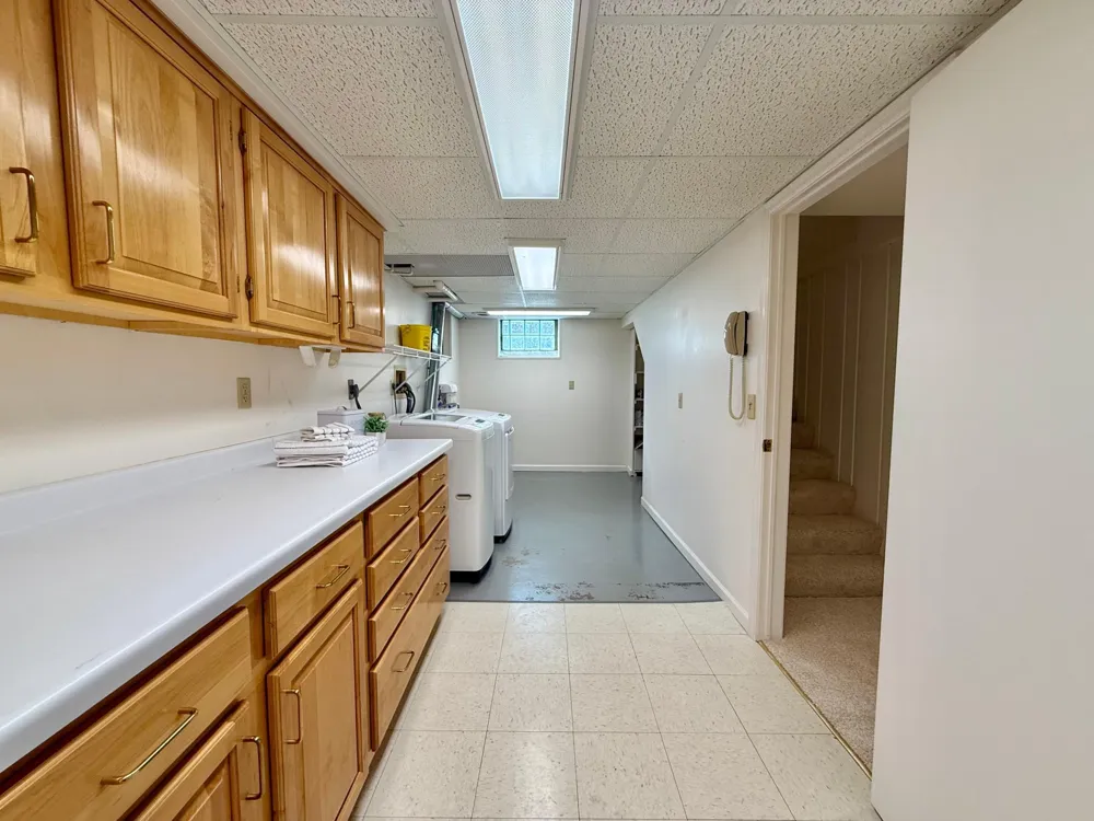 1796 Beechwood Avenue Saint Paul, MN 55116
