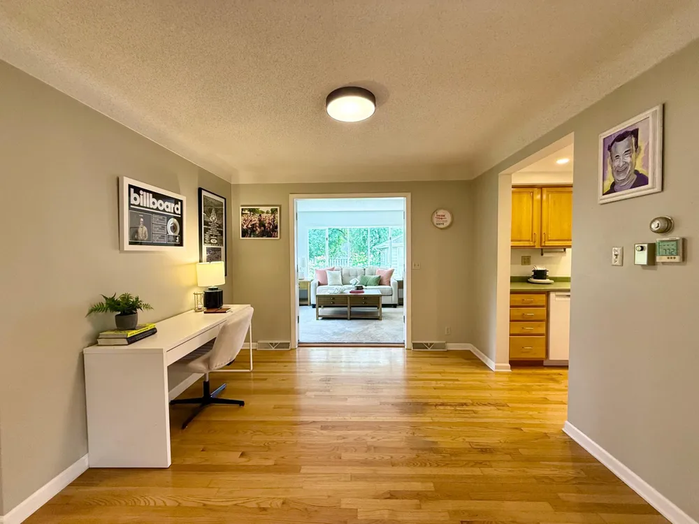 1796 Beechwood Avenue Saint Paul, MN 55116