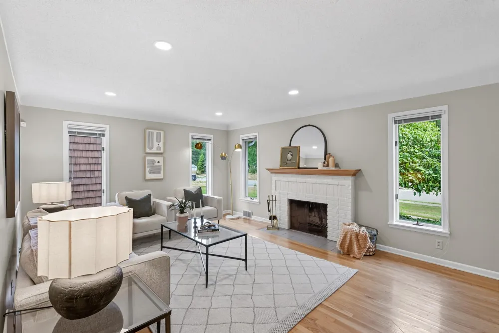 1796 Beechwood Avenue Saint Paul, MN 55116