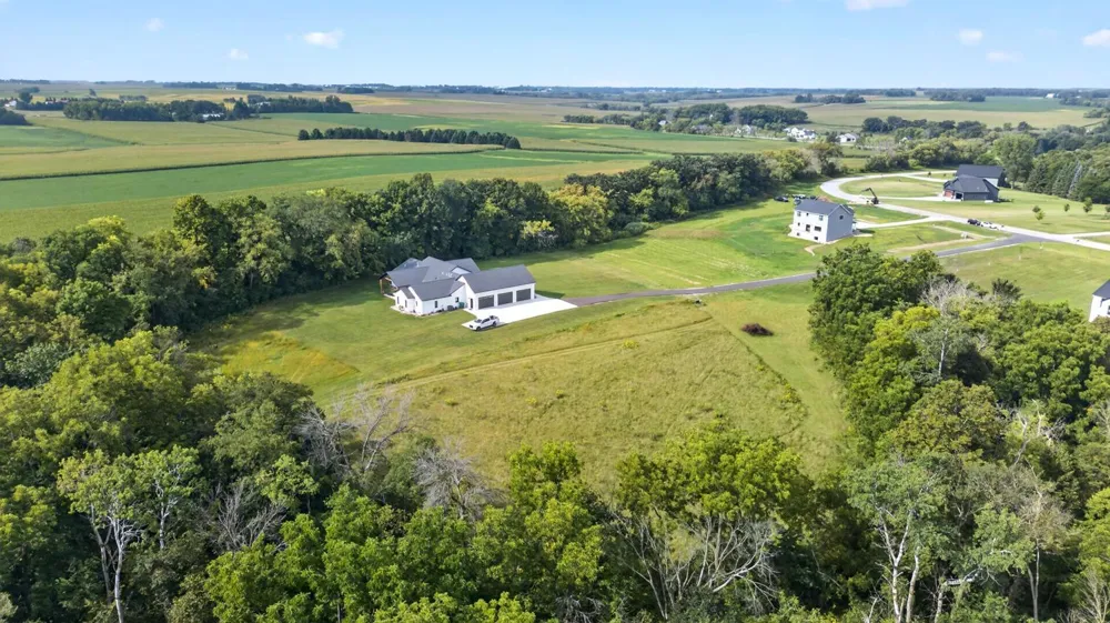 60742 226th Avenue Mantorville, MN 55955