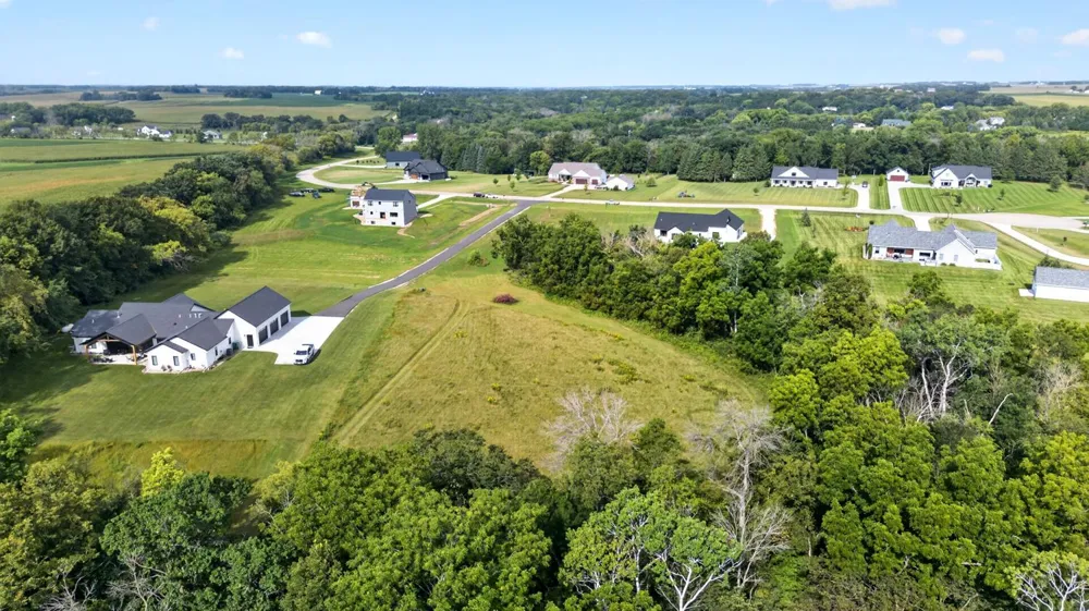 60742 226th Avenue Mantorville, MN 55955