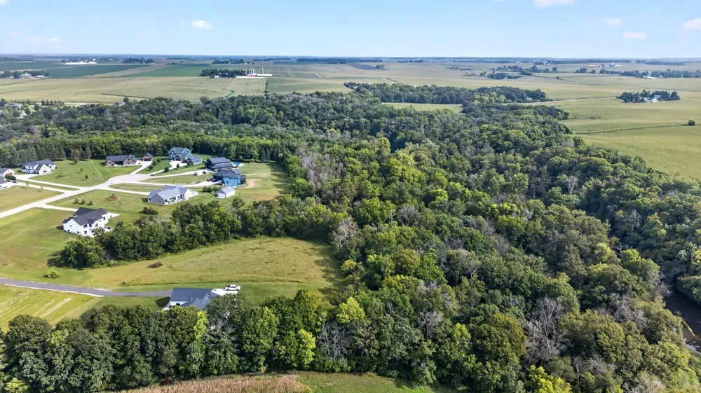 60742 226th Avenue Mantorville, MN 55955