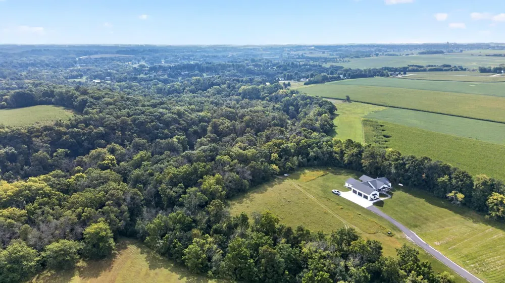 60742 226th Avenue Mantorville, MN 55955