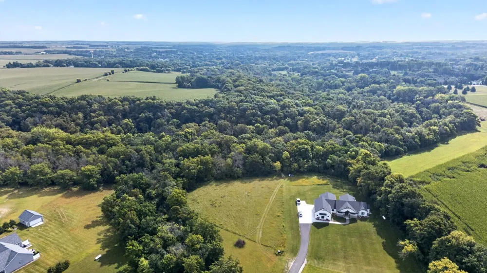 60742 226th Avenue Mantorville, MN 55955