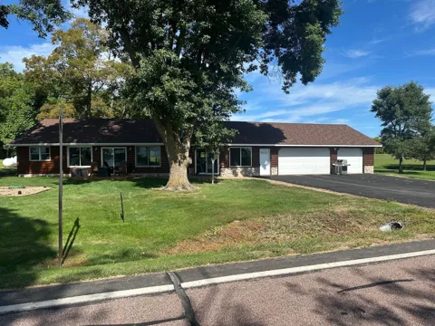 10856 County Road 10