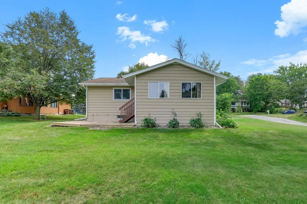 405 Green Avenue SE Watertown, MN 55388