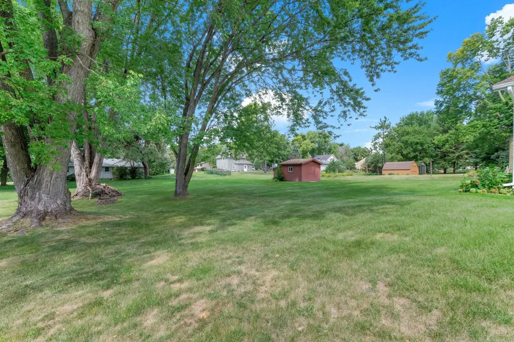 405 Green Avenue SE Watertown, MN 55388