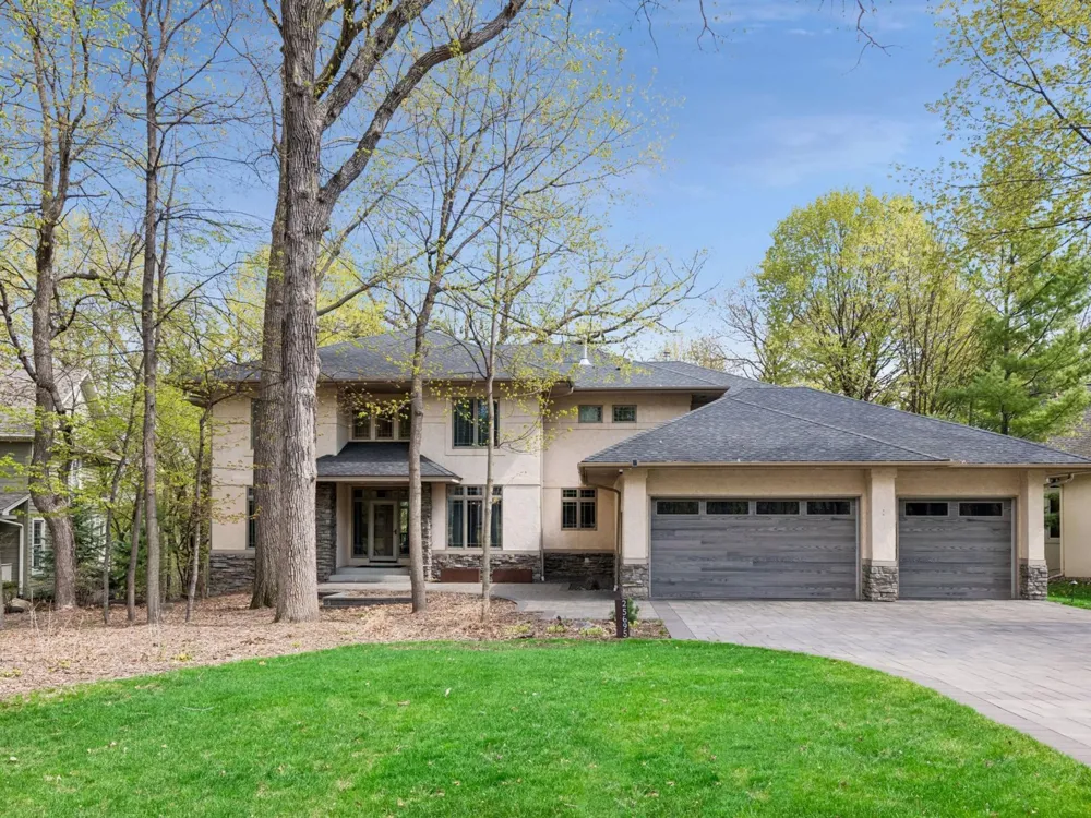 25695 Maple View Court Shorewood, MN 55331