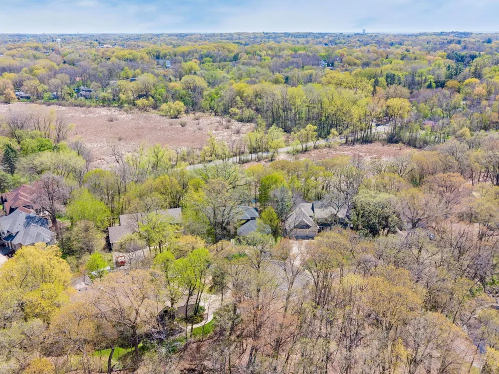 25695 Maple View Court Shorewood, MN 55331