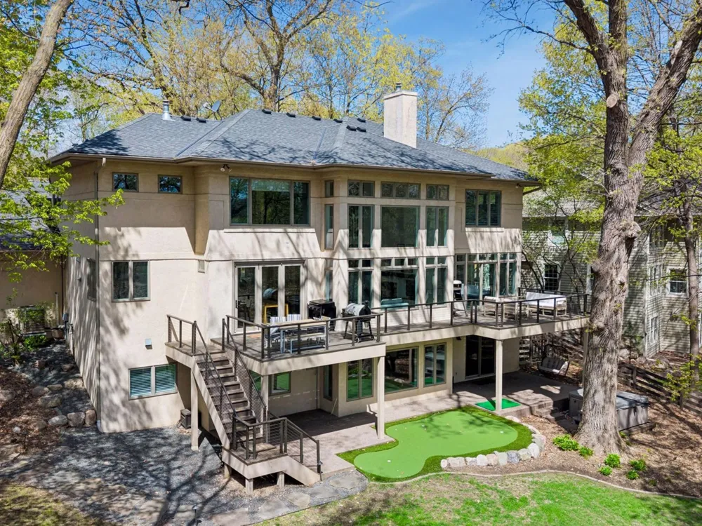 25695 Maple View Court Shorewood, MN 55331