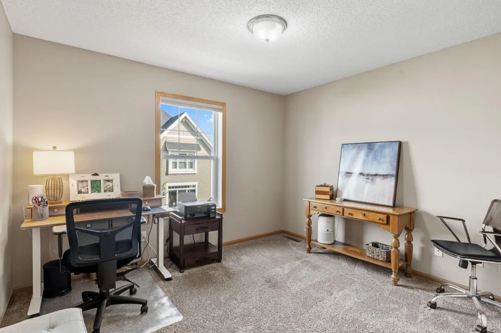 15650 Cobblestone Lake Parkway #1105 Apple Valley, MN 55124
