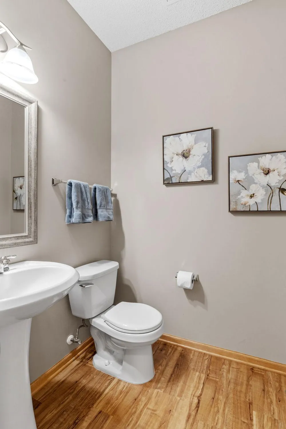 15650 Cobblestone Lake Parkway #1105 Apple Valley, MN 55124