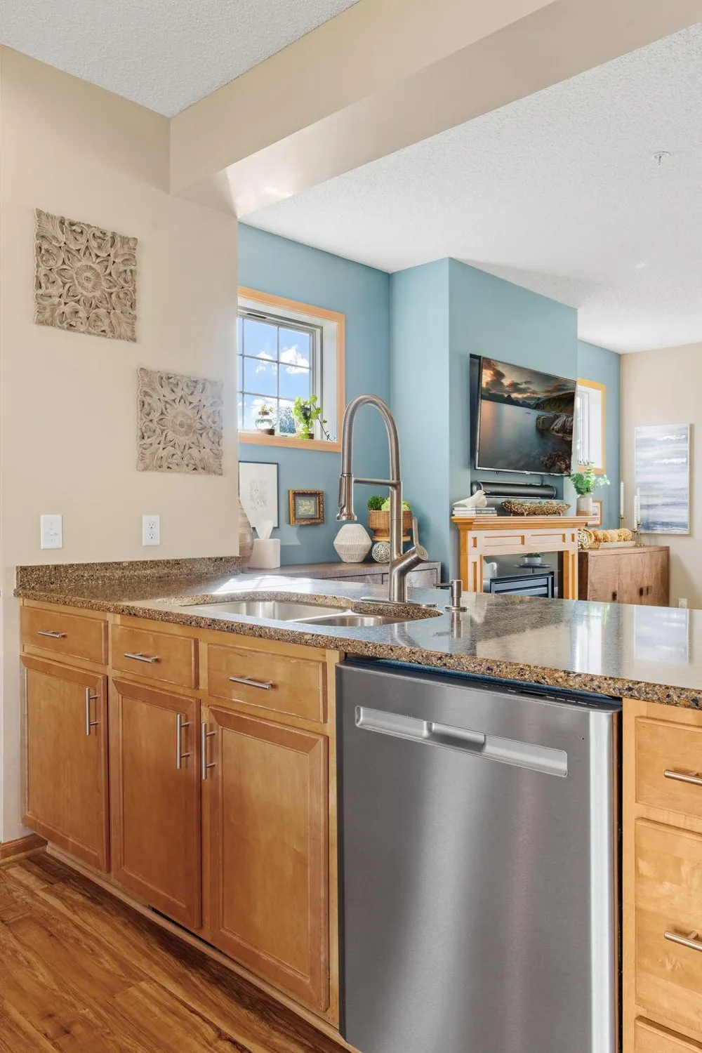 15650 Cobblestone Lake Parkway #1105 Apple Valley, MN 55124