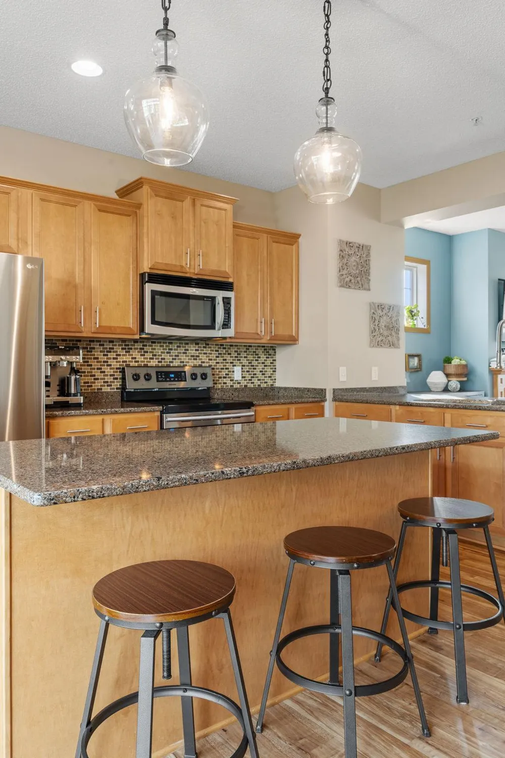 15650 Cobblestone Lake Parkway #1105 Apple Valley, MN 55124