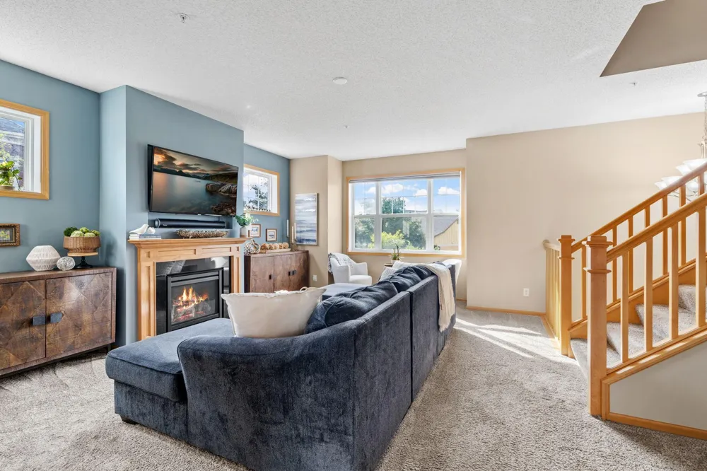 15650 Cobblestone Lake Parkway #1105 Apple Valley, MN 55124